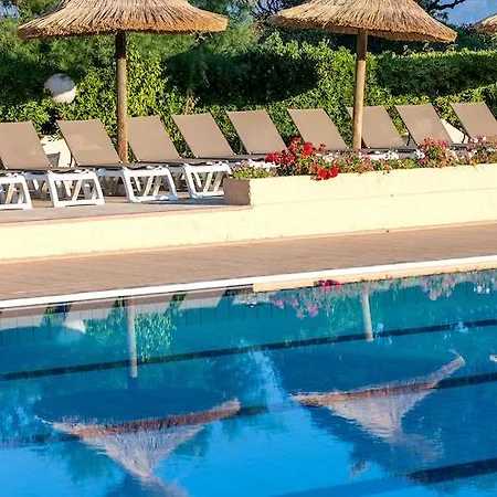 Apartahotel Club Marina Viva 3*