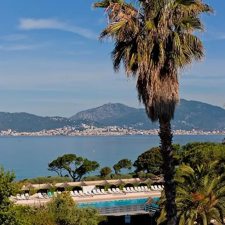 Apartahotel Club Marina Viva 3*